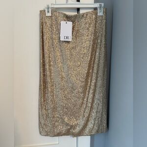 NWT Shimmer Skirt